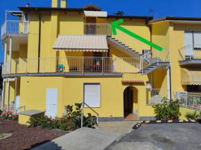 Ampio Trilocale Con Terrazzo by Tempovacanza Marina di Andora